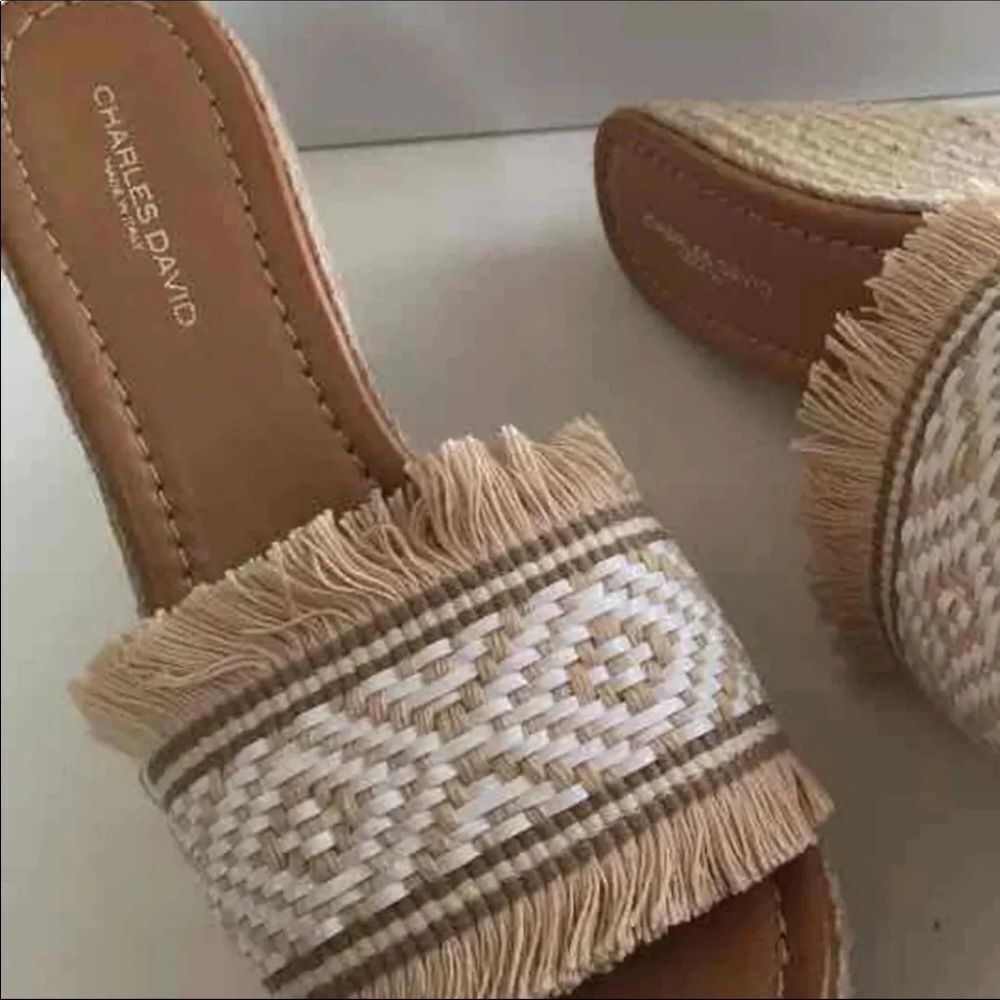 NIB 249.00 CHARLES DAVID STRAW WEAVED WEAGED HEELS 61/2
